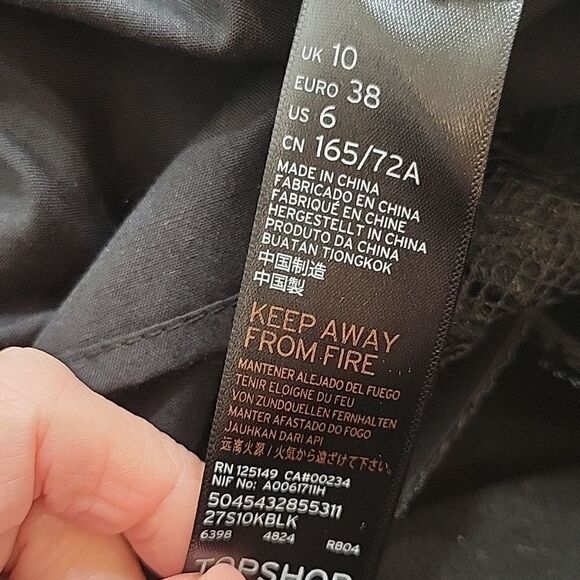 TOPSHOP Black Applique Skirt Size 6 NWT - Picture 10 of 13